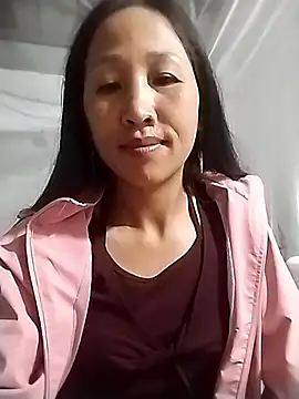 Snapshot of cute_love00 chatting on November 2025 10:30:02 PM cute love00 online show from November 2025 10:30:02 PM