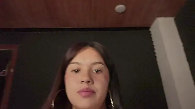 gigifontaine   online show from September 2025 06:24:01 PM