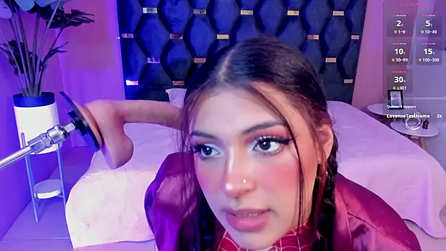 Snapshot of Micki__ chatting on November 2025 12:15:02 PM Micki online show from November 2025 12:15:02 PM