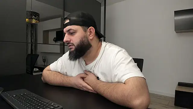 DravenPeak online show from November 2025 12:22:02 AM