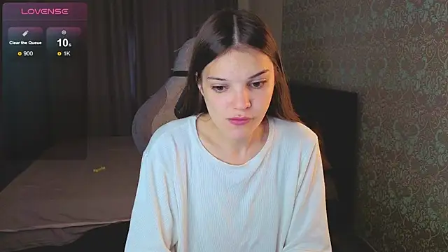 Snapshot of magic_shy_ chatting on September 2025 01:18:01 AM magic shy  online show from September 2025 01:18:01 AM