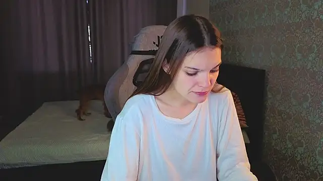 Snapshot of magic_shy_ chatting on September 2025 01:32:02 AM magic shy  online show from September 2025 01:32:02 AM