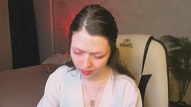 Snapshot of Lunar_Lily chatting on January 2026 05:45:02 AM Lunar Lily online show from January 2026 05:45:02 AM