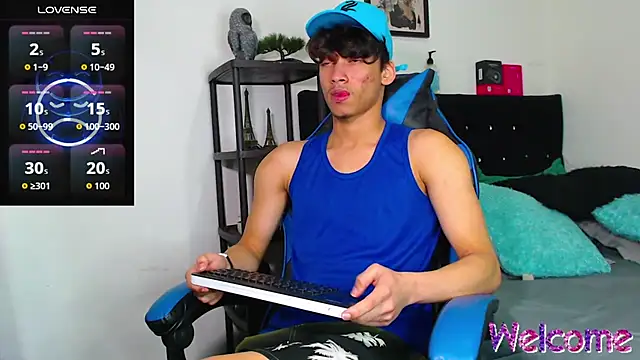 Gael Jones online show from November 2025 12:22:01 AM