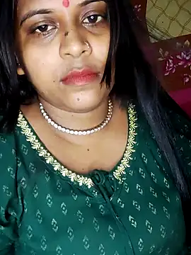 Snapshot of Hot-Show2 chatting on September 2025 04:07:01 PM Hot-Show2 online show from September 2025 04:07:01 PM