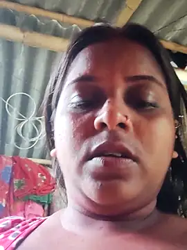 Snapshot of Hot-Show2 chatting on October 2025 07:39:01 AM Hot-Show2 online show from October 2025 07:39:01 AM