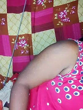 Snapshot of Hot-Show2 chatting on October 2025 04:18:01 PM Hot-Show2 online show from October 2025 04:18:01 PM