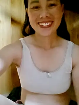 LyyChac online show from September 2025 07:52:01 AM