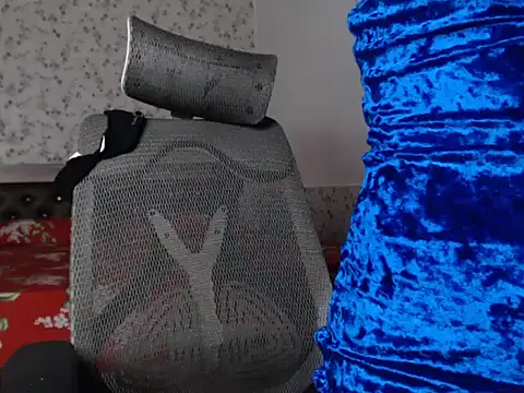 Snapshot of snow_white123 chatting on October 2025 08:28:02 PM snow white123 online show from October 2025 08:28:02 PM