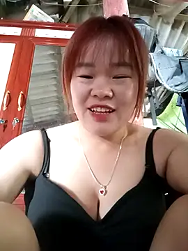 Snapshot of sukabae00 chatting on October 2025 12:49:02 AM sukabae00 online show from October 2025 12:49:02 AM