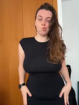 TenderLaGlamor online show from March 2026 09:48:02 AM