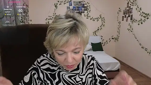 Rosette Pricky online show from November 2025 03:00:02 PM