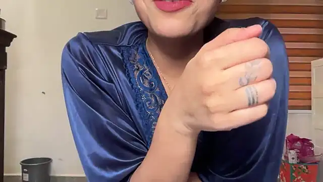 LucytheDevilQueen online show from March 2026 05:11:01 AM