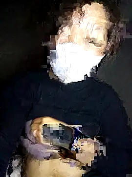 qychiu online show from November 2025 08:37:01 AM