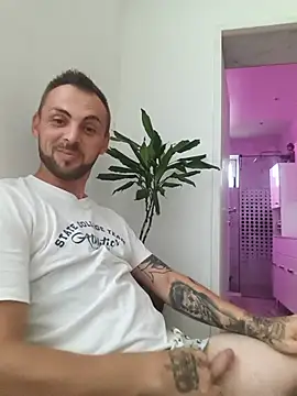papichulo0099 online show from July 2026 03:43:01 AM