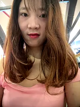 littleqiu online show from September 2025 08:25:02 AM