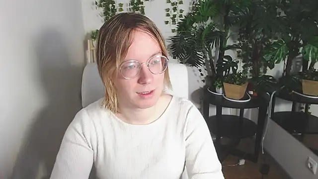 Snapshot of Amanda_Butlerr chatting on December 2025 11:08:01 AM Amanda Butlerr online show from December 2025 11:08:01 AM