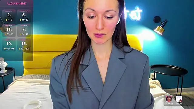 Joan Nelson online show from January 2026 02:15:01 AM