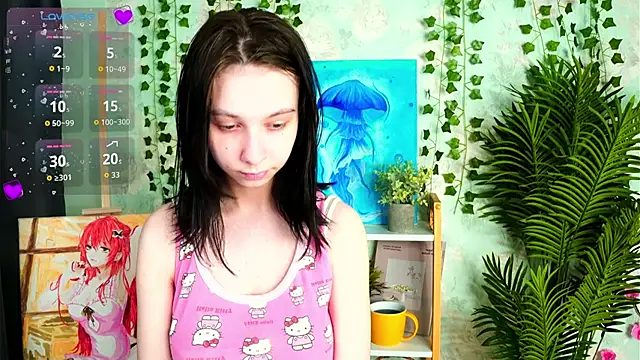 Snapshot of SuzanneHowse chatting on May 2026 04:13:02 PM SuzanneHowse online show from May 2026 04:13:02 PM