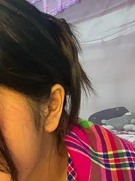 thaoyeuuu online show from September 2025 01:13:01 PM