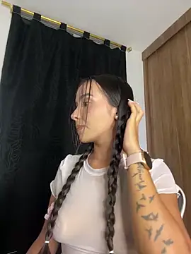 Snapshot of Scarlett05 chatting on November 2025 01:08:02 AM Scarlett05 online show from November 2025 01:08:02 AM