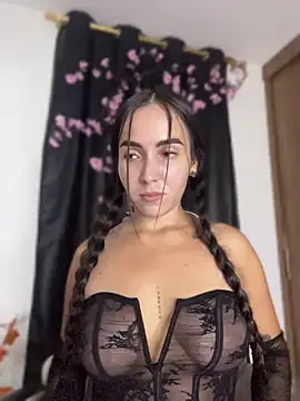Snapshot of Scarlett05 chatting on June 2026 02:06:01 AM Scarlett05 online show from June 2026 02:06:01 AM