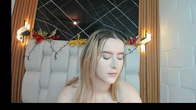 kristal joi dl online show from December 2025 01:27:01 PM