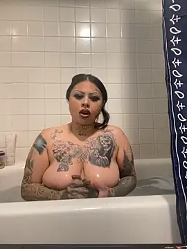 Snapshot of chicanachic13 chatting on September 2025 02:13:02 AM chicanachic13 online show from September 2025 02:13:02 AM