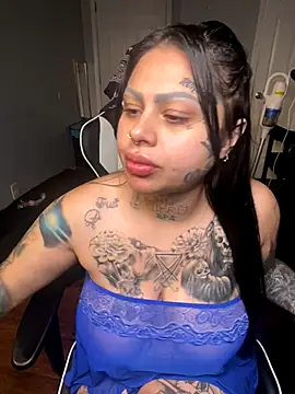 Snapshot of chicanachic13 chatting on October 2025 04:55:01 AM chicanachic13 online show from October 2025 04:55:01 AM