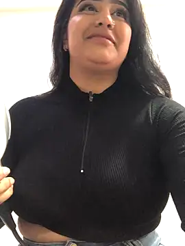 Miia Parker online show from November 2025 01:11:01 PM