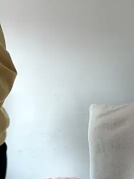 Snapshot of Victoria_alson chatting on October 2025 02:02:01 PM Victoria alson online show from October 2025 02:02:01 PM