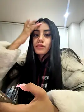 Snapshot of Victoria_alson chatting on November 2025 11:32:02 PM Victoria alson online show from November 2025 11:32:02 PM