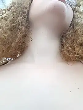 SirenRouge 69 online show from January 2026 07:39:01 PM