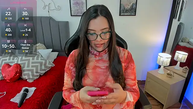 Snapshot of amaia_monet chatting on February 2026 07:11:01 PM amaia monet online show from February 2026 07:11:01 PM