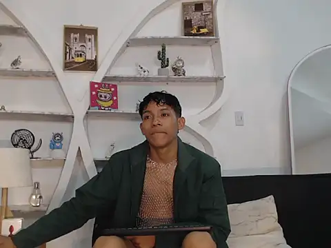 BEAUTY BOYS1 online show from September 2025 07:08:02 AM