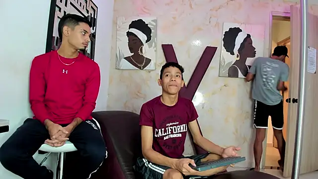 BEAUTY BOYS1 online show from April 2026 01:37:01 PM