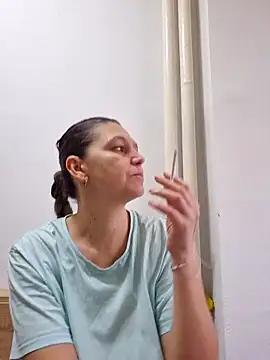 Snapshot of KamillaSpencer chatting on February 2026 11:24:01 AM KamillaSpencer online show from February 2026 11:24:01 AM