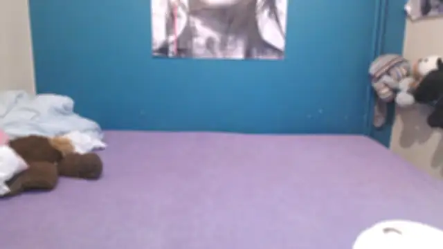 NADINNNE online show from December 2025 10:24:01 AM