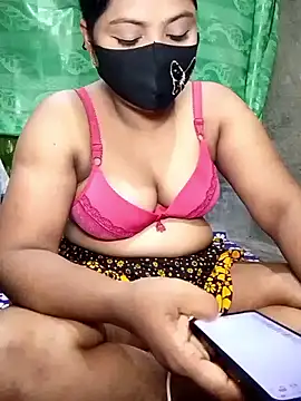 Mistompa24 online show from May 2026 03:52:02 PM