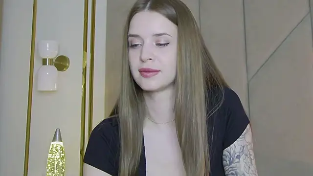 Snapshot of Touch_me chatting on March 2026 05:15:01 PM Touch me online show from March 2026 05:15:01 PM