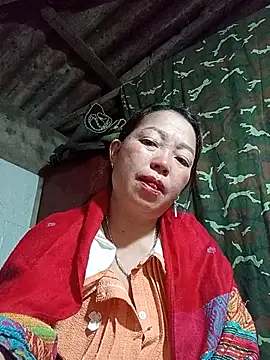 Snapshot of _Helala_ chatting on October 2025 10:11:01 PM Helala online show from October 2025 10:11:01 PM