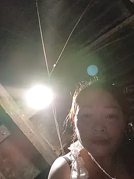 Snapshot of _Helala_ chatting on November 2025 10:25:02 AM Helala online show from November 2025 10:25:02 AM