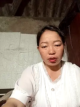 Snapshot of _Helala_ chatting on November 2025 12:26:01 PM Helala online show from November 2025 12:26:01 PM