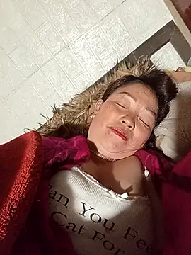 Snapshot of _Helala_ chatting on November 2025 03:25:02 PM Helala online show from November 2025 03:25:02 PM