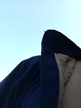 Snapshot of _Helala_ chatting on December 2025 09:03:01 AM Helala online show from December 2025 09:03:01 AM