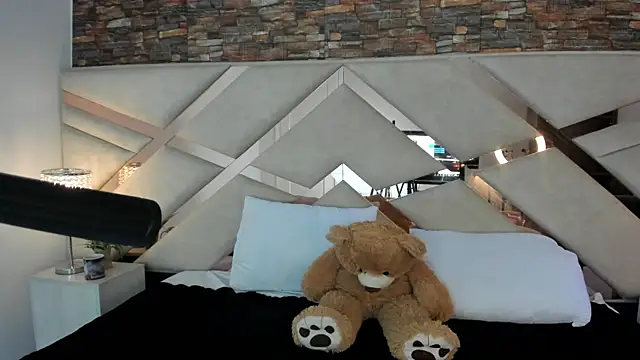 Valery Brand online show from September 2025 11:55:02 AM