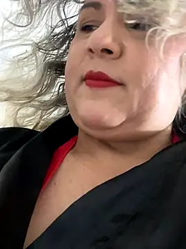 Snapshot of Lucy_Milf_474 chatting on November 2025 10:57:02 AM Lucy Milf 474 online show from November 2025 10:57:02 AM