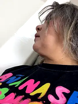 Snapshot of Lucy_Milf_474 chatting on November 2025 11:42:01 AM Lucy Milf 474 online show from November 2025 11:42:01 AM