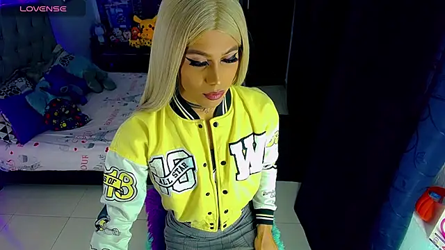 Anne Zulb online show from November 2025 03:38:01 AM