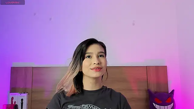 Snapshot of Akatsumi_ chatting on December 2025 09:13:02 PM Akatsumi online show from December 2025 09:13:02 PM